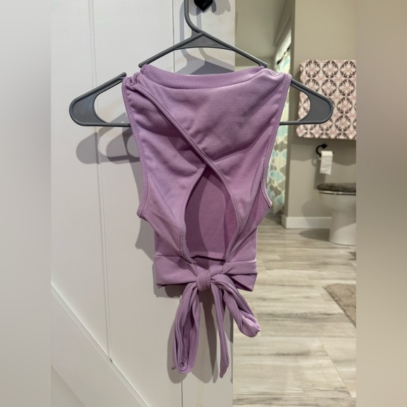 Tie in the back shirt Size Medium Color Purple - Picture 2 of 4